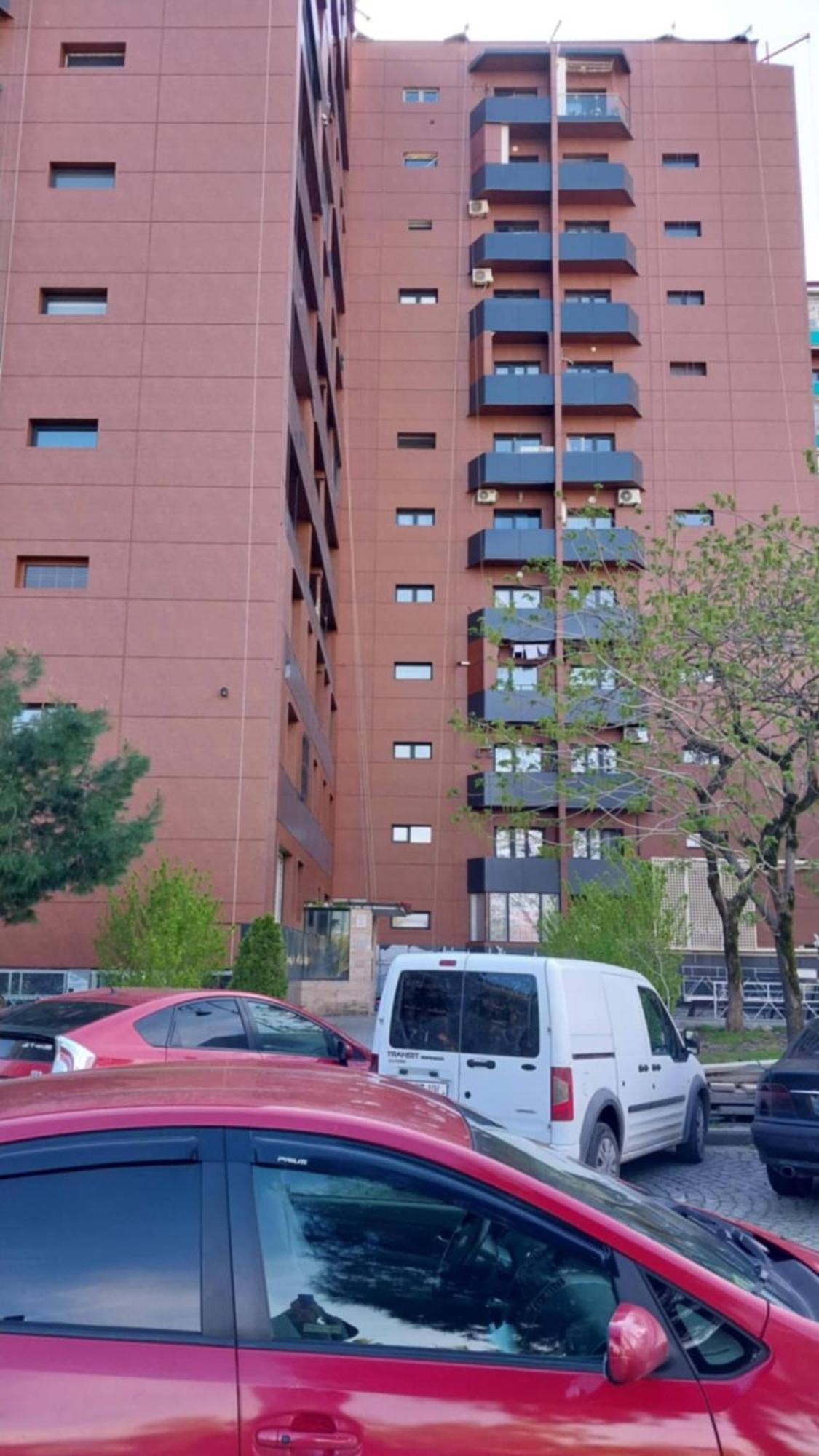 Akhmeteli Apartment Batoemi Buitenkant foto